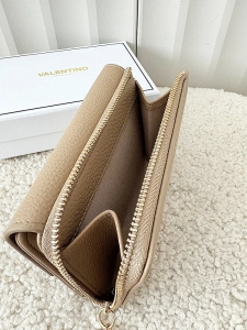 Valentino Creations portfel z klapką taupe