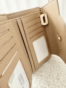 Valentino Creations portfel z klapką taupe