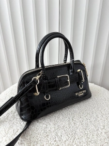 Valentino Creations torebka kuferek czarna design.jpg