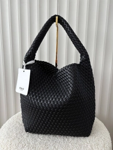 Torebka shopper na ramię czarna plecionka