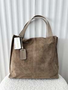 Laura Biaggi zamszowa torba shopper taupe z przeszyciem