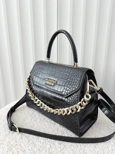 Valentino Creations torebka kuferek z klapką czarna design