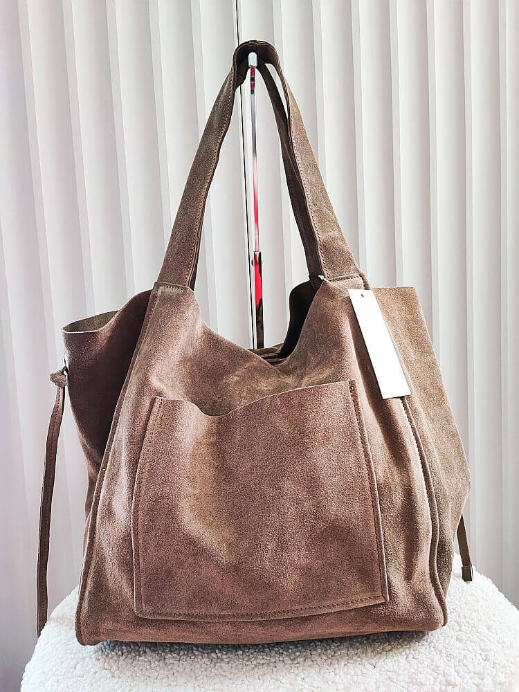 Laura Biaggi torba shopper zamszowa taupe z kieszenią