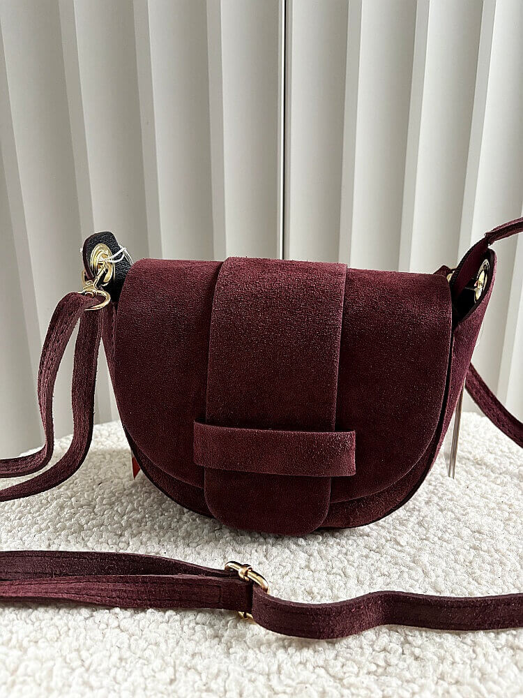 Laura Biaggi mała torebka listonoszka zamszowa bordowa z klapką