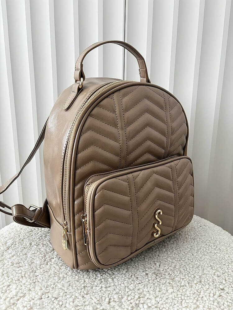 Eva Minge torebka plecak beżowy z kieszenią pikowany