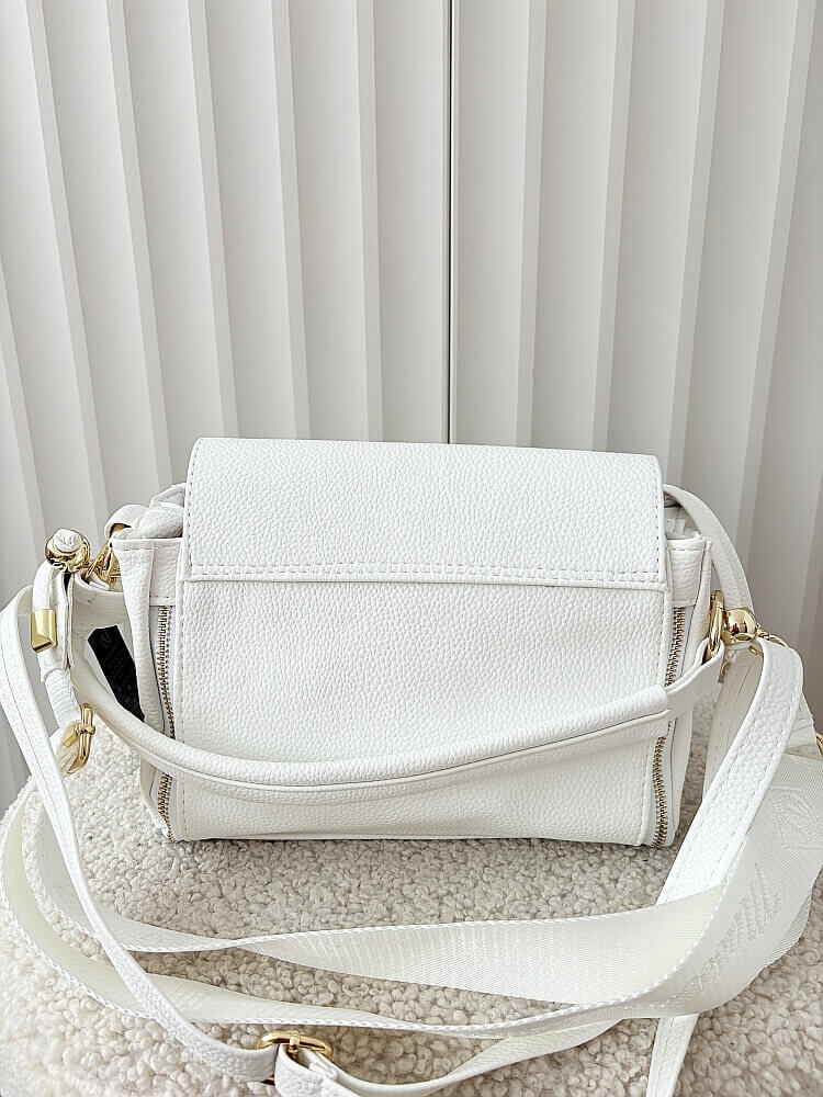 Massimo Contti listonoszka biała zip z klapką serduszko