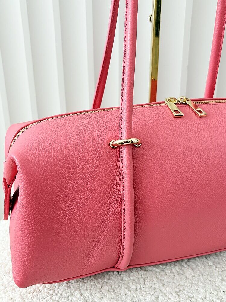 Laura Biaggi torebka kuferek na ramię skórzany koralowy