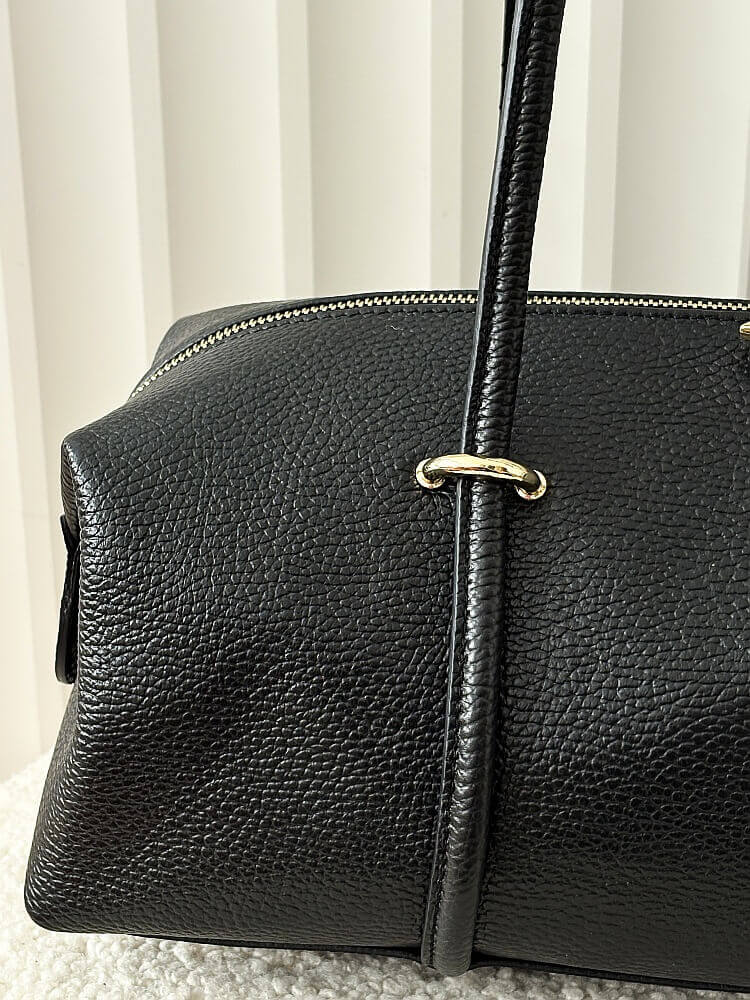 Laura Biaggi torebka kuferek na ramię skórzany czarny