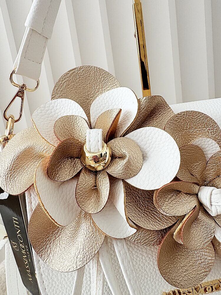 Massimo Contti torebka listonoszka biała ze złotym kwiaty zip