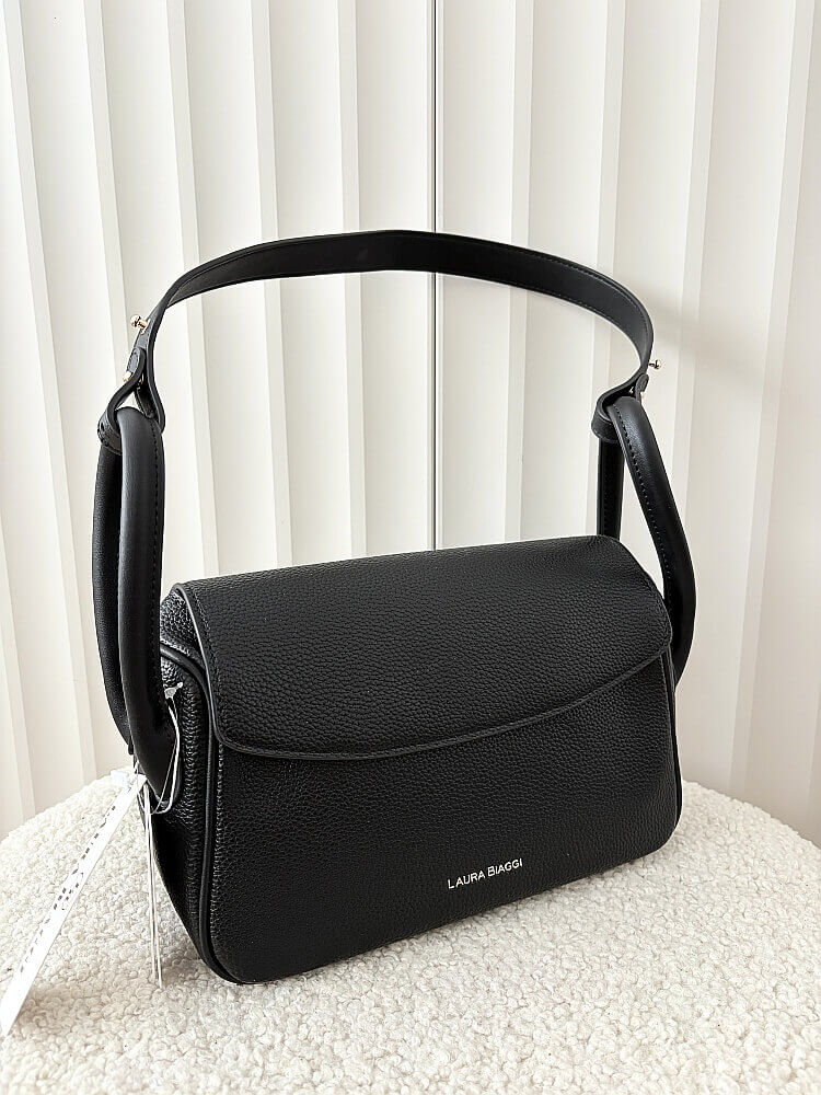 Laura Biaggi torebka listonoszka z klapką czarna 