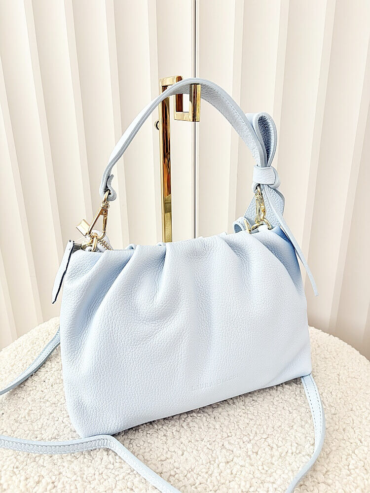 Laura Biaggi torebka kuferek z kokardą skórzana niebieska