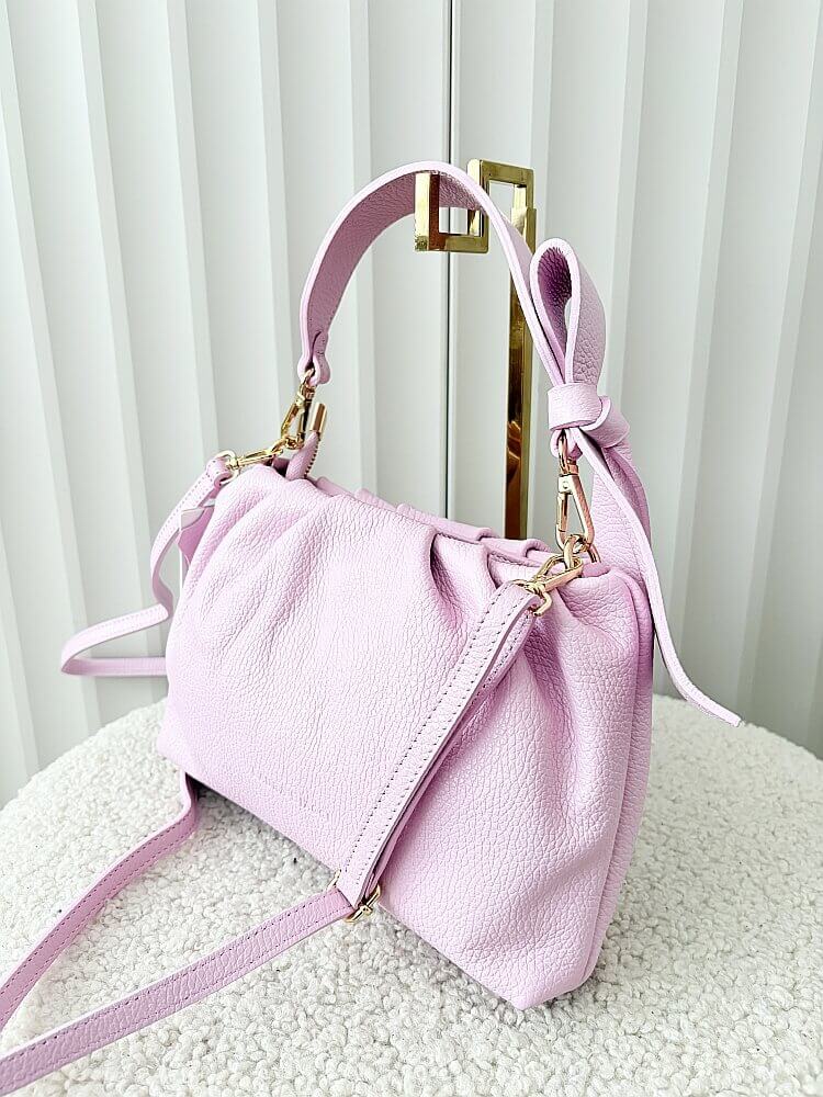 Laura Biaggi torebka kuferek z kokardą skórzana różowa