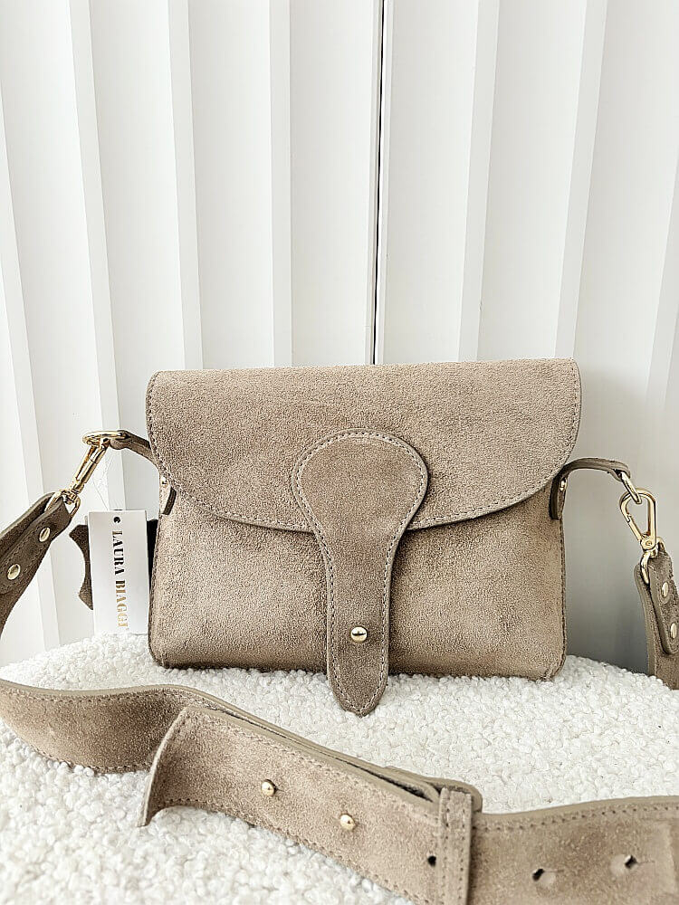 Laura Biaggi torebka listonoszka L zamszowa taupe z klapką