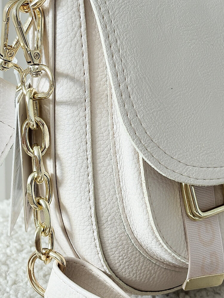 Laura Biaggi torebka listonoszka beżowa z klapką