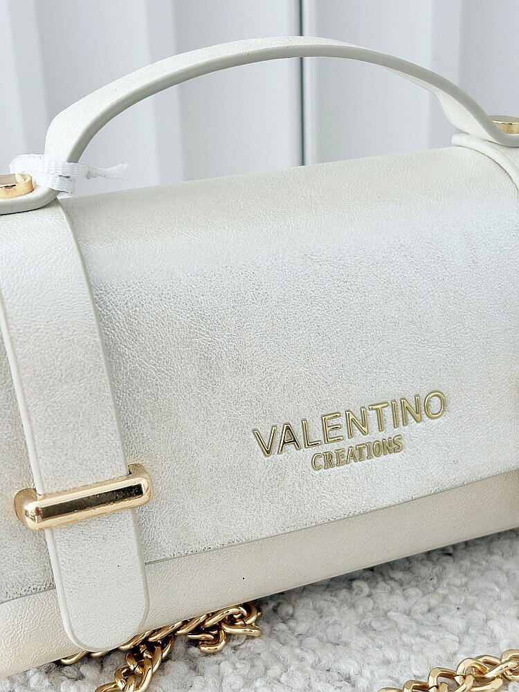 Valentino Creations torebka mini listonoszka jasnobeżowa błyszcząca