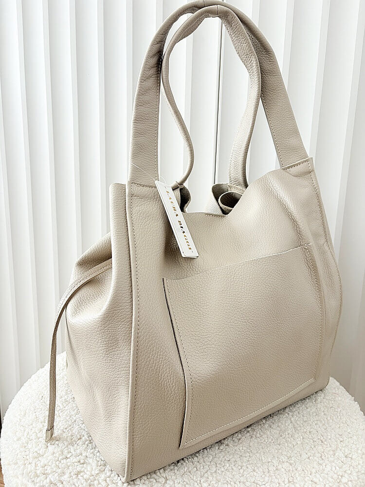 Laura Biaggi torba shopper skórzana beżowa z kieszenią