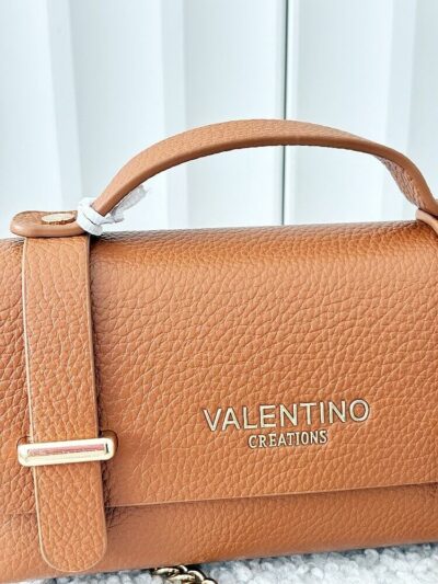 listonoszka valentino camelowa